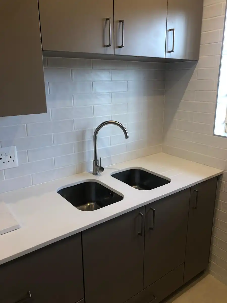 Modern kitchen renovation and installation